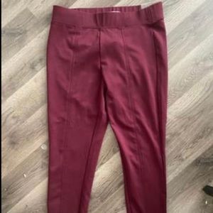 Maroon leggings